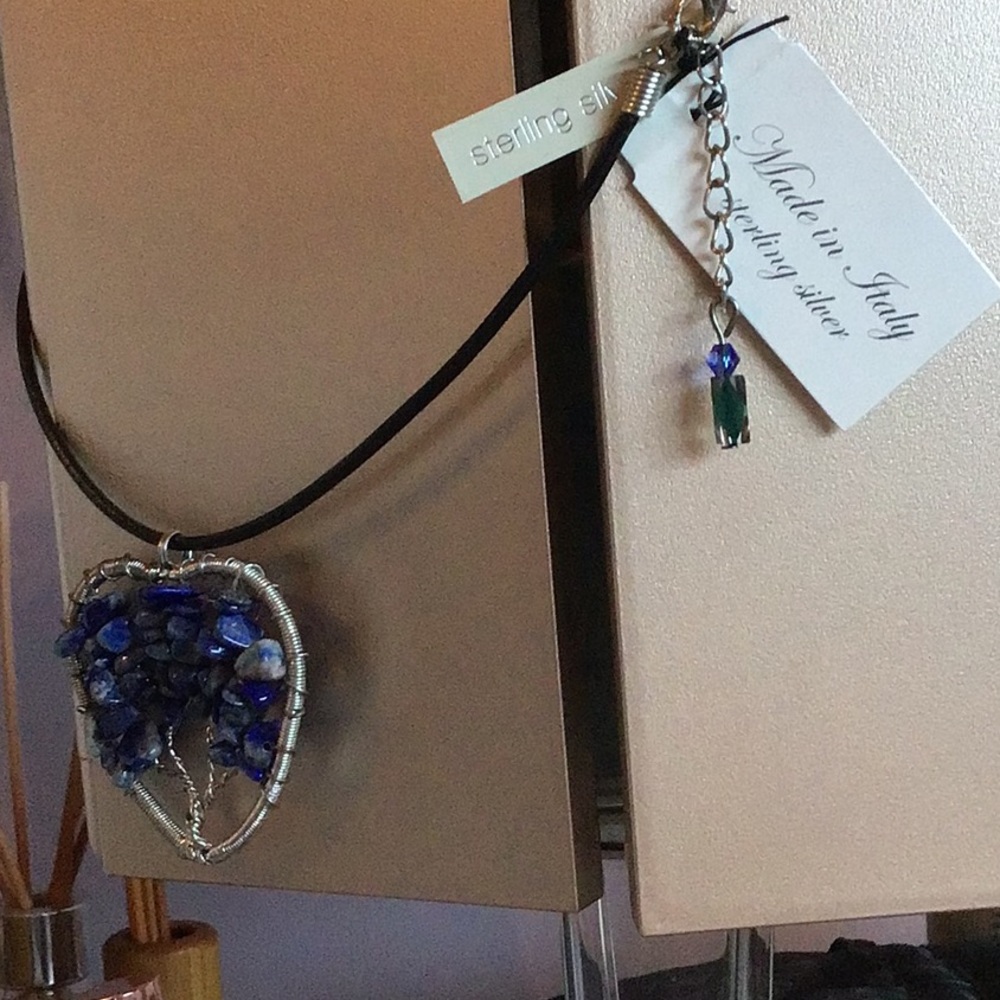 NWT 925 TREE OF LIFE NECKLACE ST.SILVER Made inItaly HEART WITH BLUE STONES.